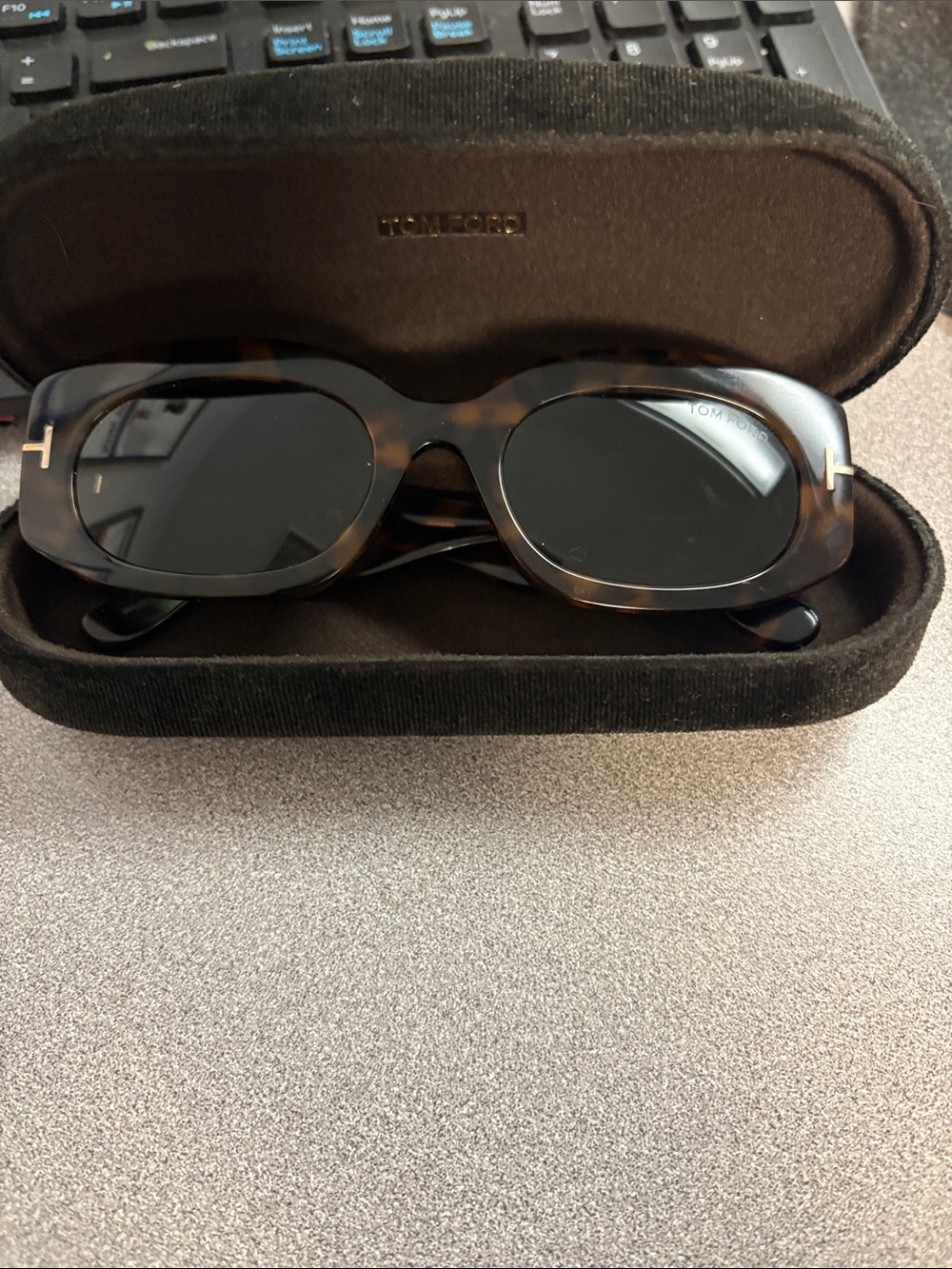 Tom Ford Tortoiseshell Sunglasses with Dark Lenses - Picture 4 of 4